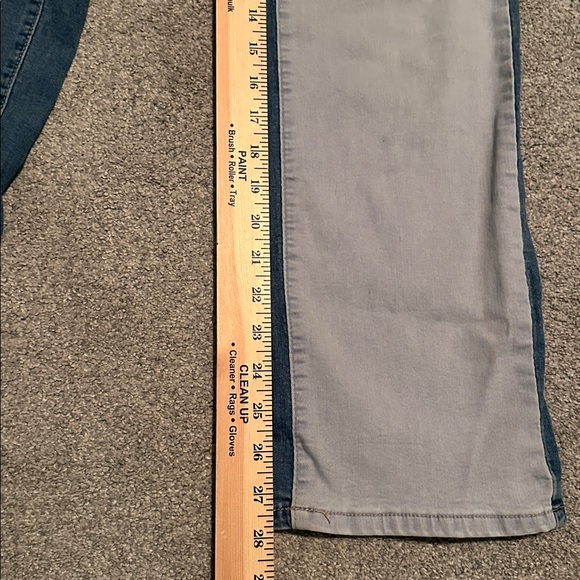 Two-Tone Denim High Rise Straight Leg Jeans Size XS (2) - Picture 7 of 7